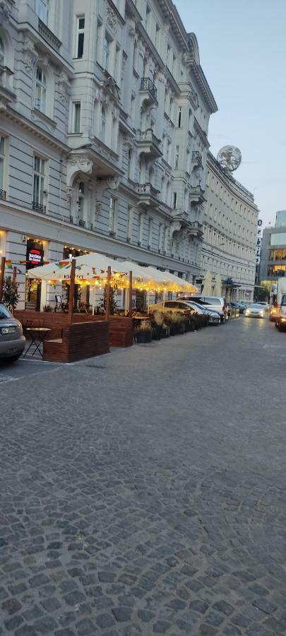 Be My Guest - Krucza Elegant Apartment - Rondo De Gaulle'A Center Of Warsaw Metro Wi-Fi Breakfast Eksteriør billede