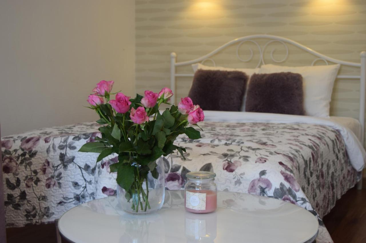 Be My Guest - Krucza Elegant Apartment - Rondo De Gaulle'A Center Of Warsaw Metro Wi-Fi Breakfast Eksteriør billede