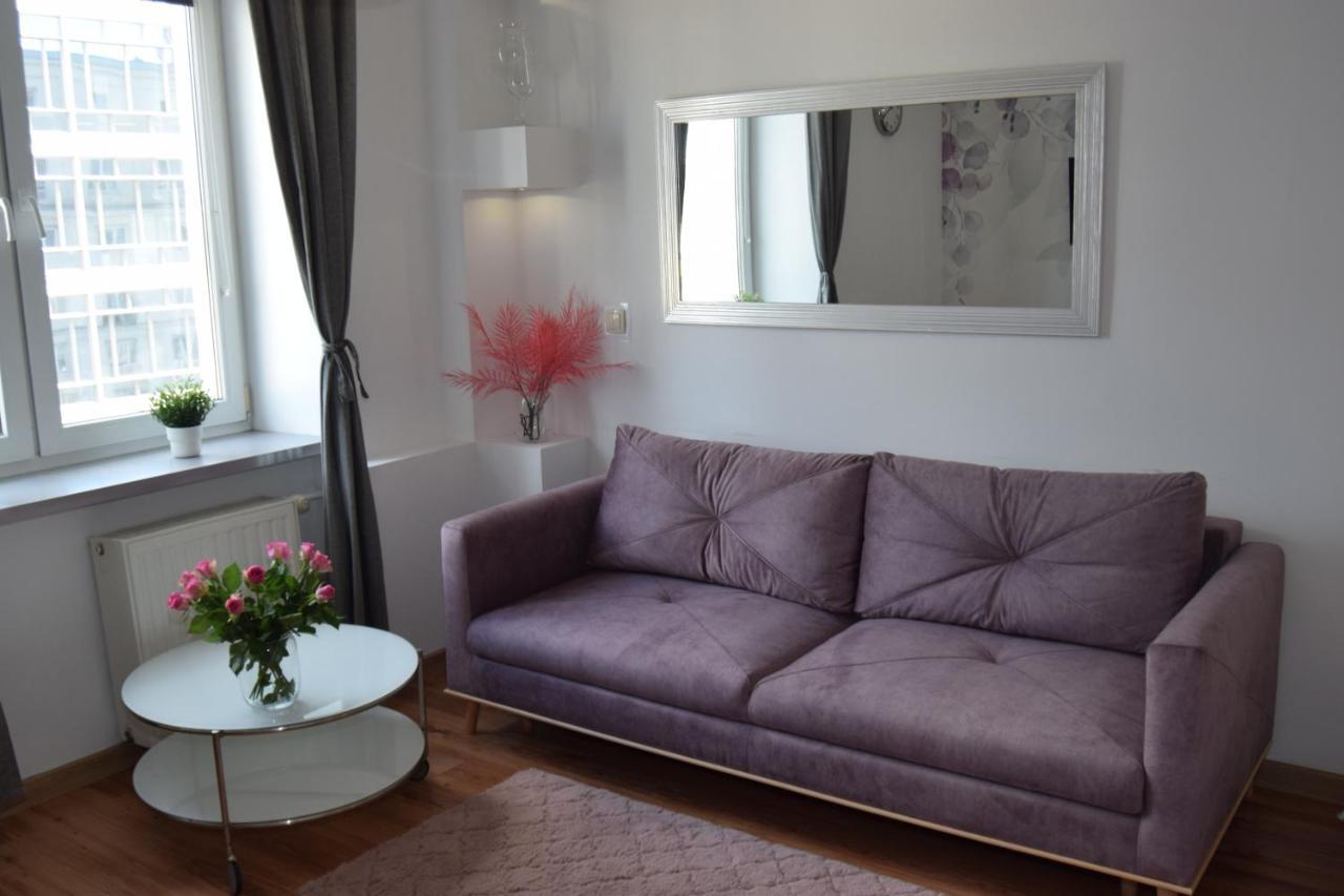 Be My Guest - Krucza Elegant Apartment - Rondo De Gaulle'A Center Of Warsaw Metro Wi-Fi Breakfast Eksteriør billede