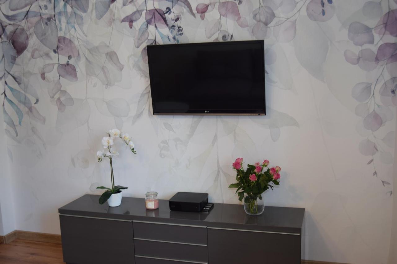 Be My Guest - Krucza Elegant Apartment - Rondo De Gaulle'A Center Of Warsaw Metro Wi-Fi Breakfast Eksteriør billede